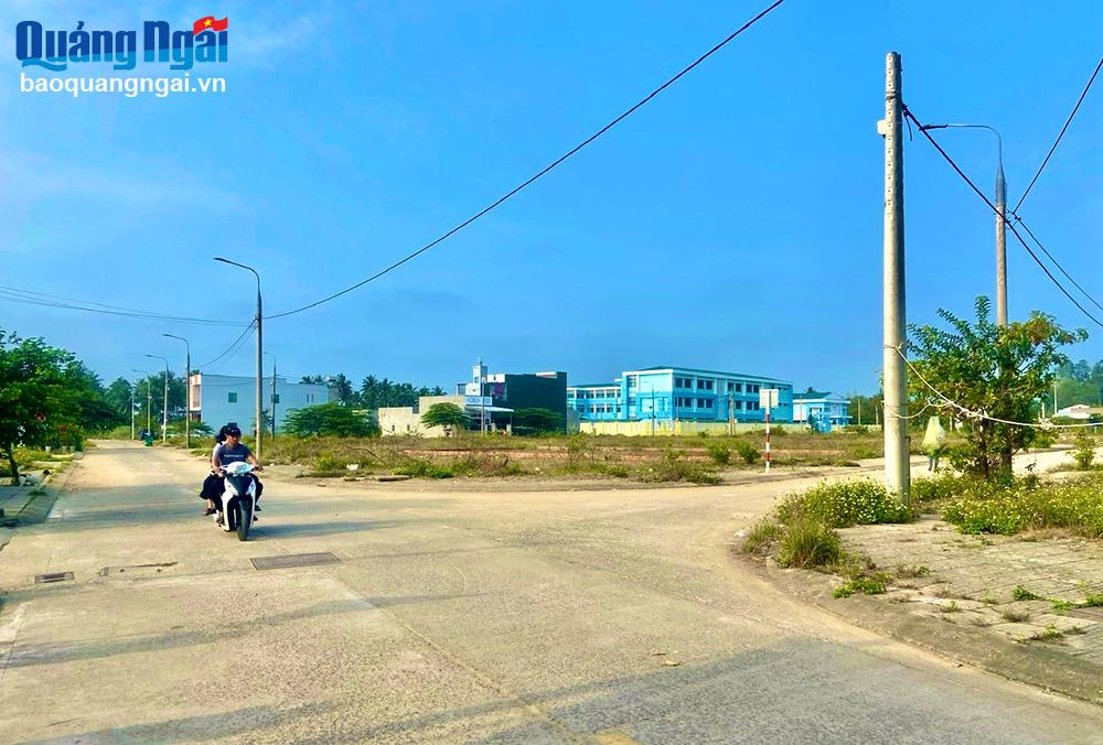 Tập trung tái định cư cho người dân thuộc dự án Đường ven biển Dung Quất - Sa Huỳnh