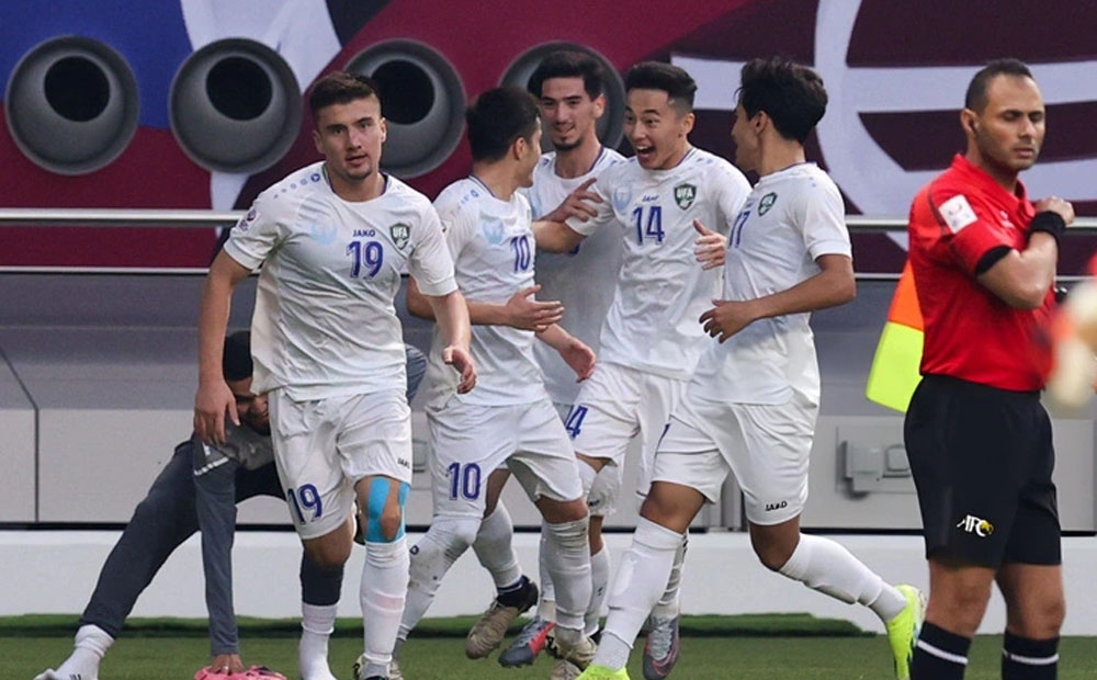 Hạ Saudi Arabia, U23 Uzbekistan gặp U23 Indonesia tại bán kết
