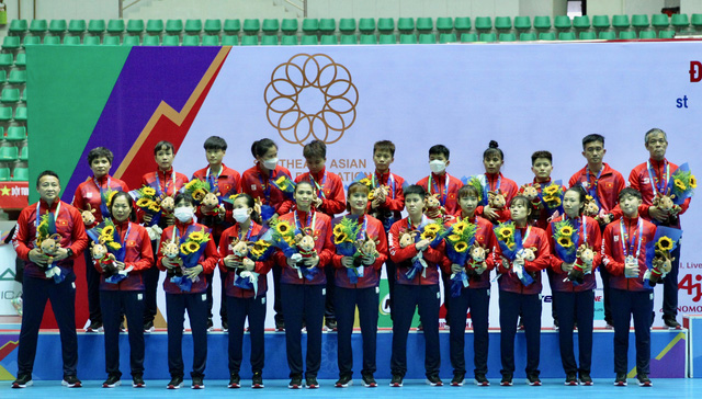 Thua đáng tiếc Thái Lan, đội tuyển futsal nữ Việt Nam giành huy chương Bạc