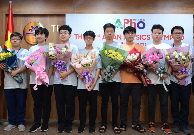 Việt Nam giành 3 huy chương tại Olympic Vật lý Châu Á - Thái Bình Dương