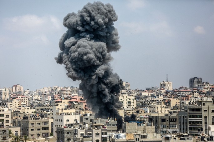 Chiến sự Dải Gaza: "Thùng thuốc súng" Trung Đông giao tranh đẫm máu