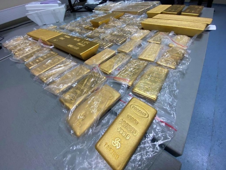Nga phá vụ buôn lậu vàng trị giá gần 13 triệu USD