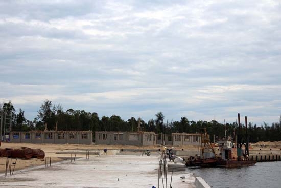 Dự án Cảng cá Sa Kỳ chưa xong, đã cấp phép xây nhà máy chế biến thủy sản.