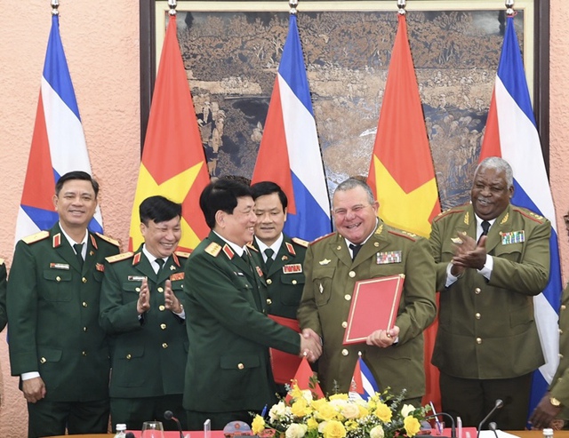 Chủ nhiệm Chính trị các Lực lượng vũ trang cách mạng Cuba thăm chính thức Việt Nam