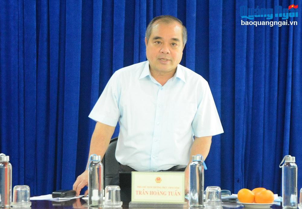 Phó Chủ tịch Thường trực UBND tỉnh Trần Hoàng Tuấn làm việc với Đài Phát thanh và Truyền hình tỉnh